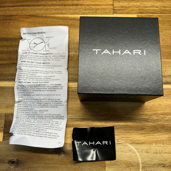 New Tahari his and her’s watches - Picture 4 of 4